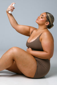 SELF TANNING WATER SPRITZ